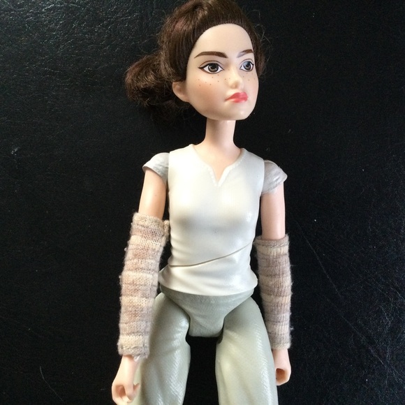 Hasbro Star Wars Rey 11" Doll - Picture 2 of 8